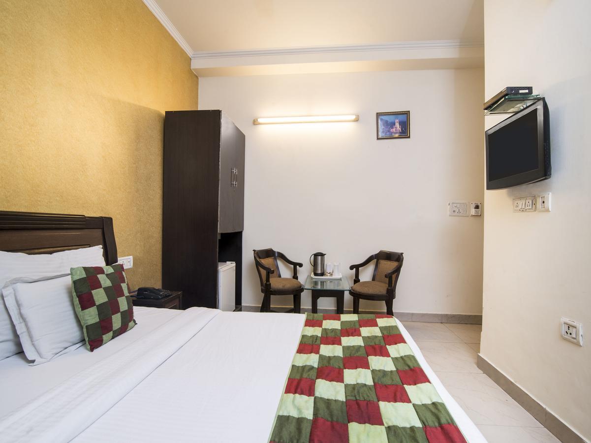 Hotel Shimla Heritage Делхи Екстериор снимка